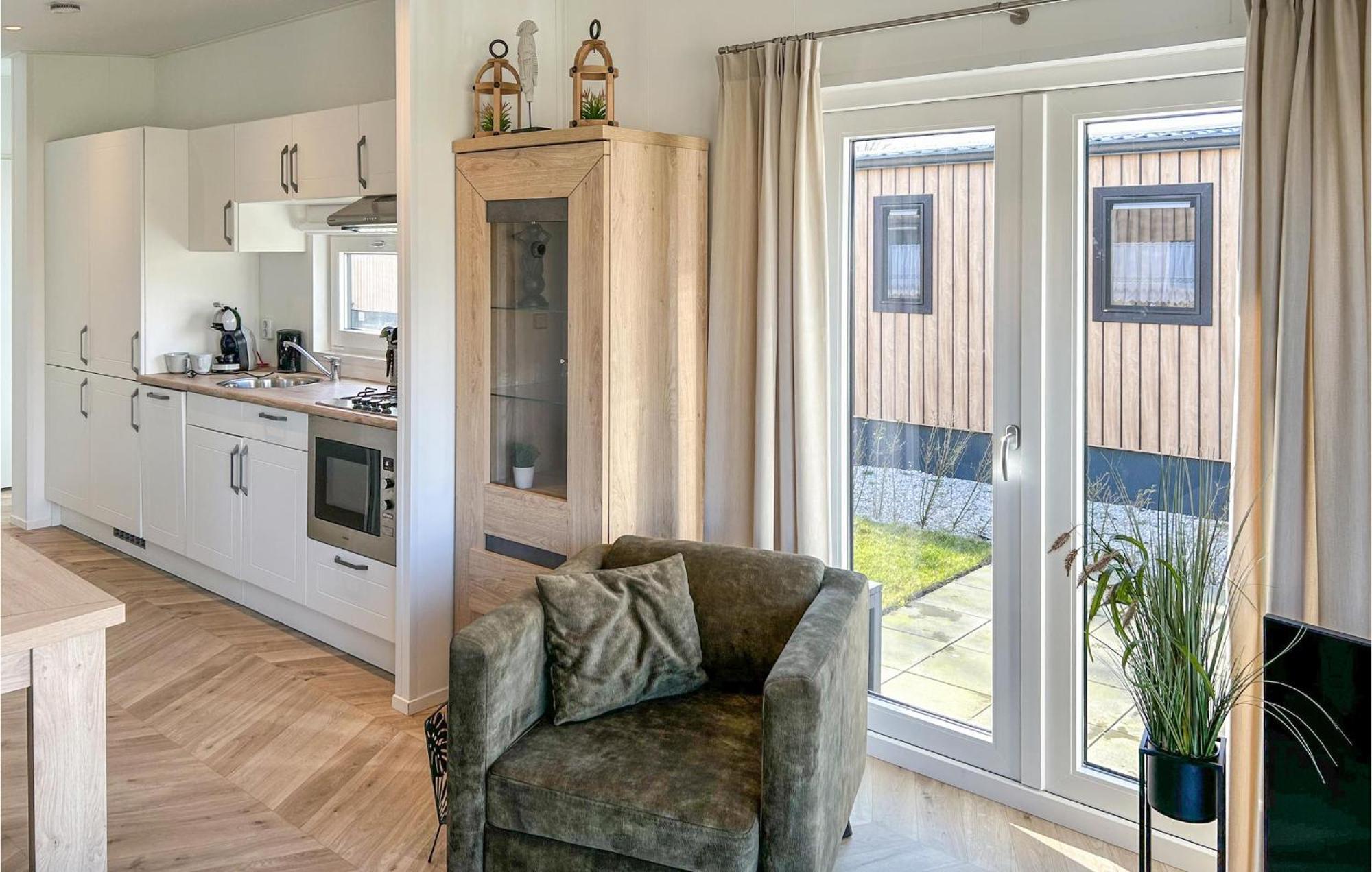 Stunning In With Kitchen Scherpenisse